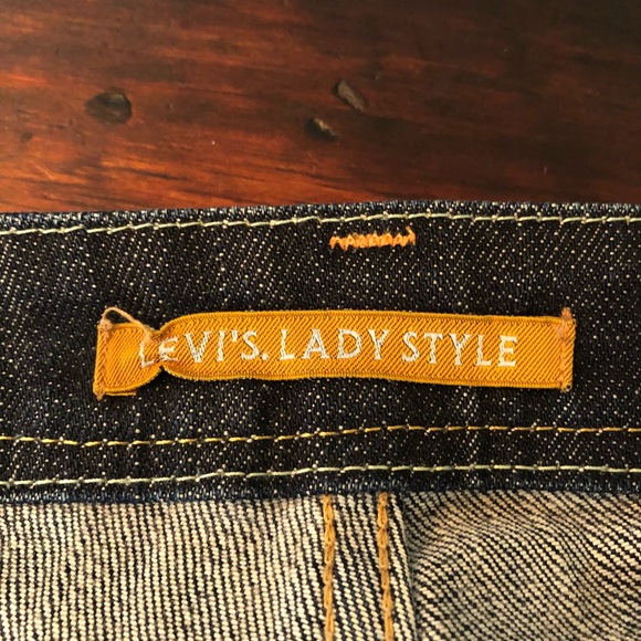 Levi lady jeans - Picture 3 of 4